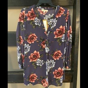 Harmonica gardens quarter sleeve button top